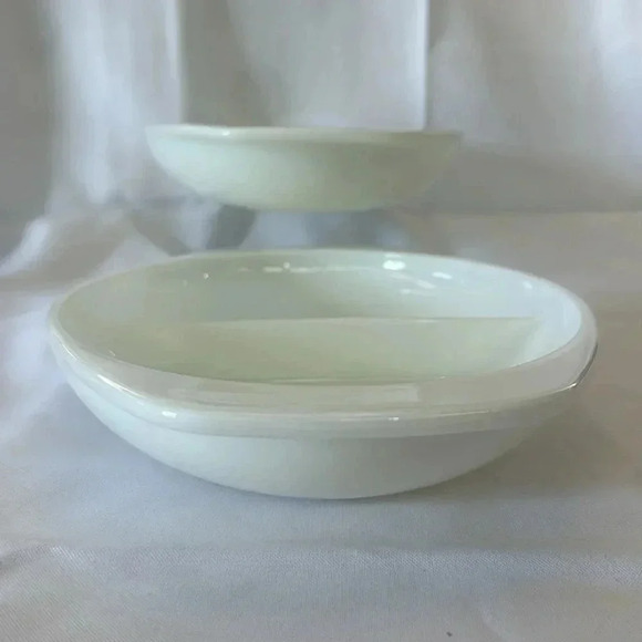 Vintage Pyrex White Milk Glass Divided Serving Casserole Dishes 1.5 Quart #1063 - Picture 2 of 6
